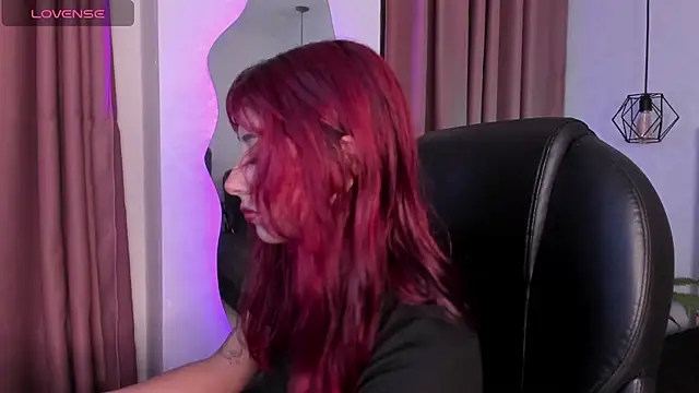 Snapshot of cloe__palmer chatting on March 7, 12:01 pm cloe palmer online show from March 7, 12:01 pm