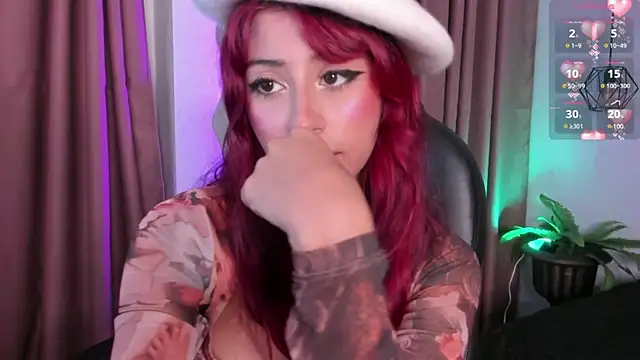 Snapshot of cloe__palmer chatting on March 12, 12:15 pm cloe palmer online show from March 12, 12:15 pm