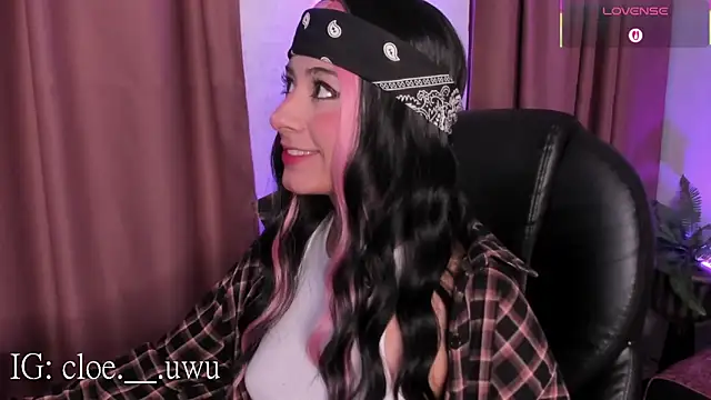 Snapshot of cloe__palmer chatting on October 16, 12:17 pm cloe palmer online show from October 16, 12:17 pm