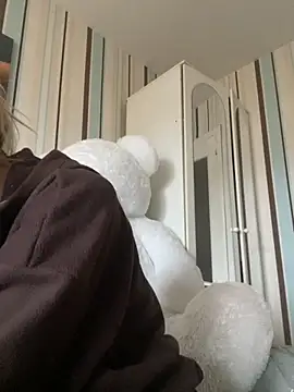 Liya my online show from November 4, 9:52 am