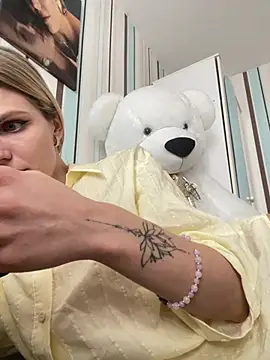 Liya my online show from February 28, 9:21 am