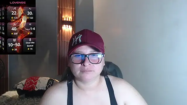 Snapshot of katty_femdom chatting on October 2, 12:45 pm katty femdom online show from October 2, 12:45 pm