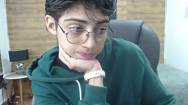 jhoellx online show from January 10, 12:15 pm