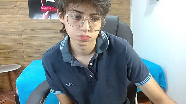 jhoellx online show from December 16, 7:30 pm