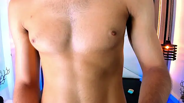 Snapshot of Liam_crox chatting on March 1, 12:07 am Liam crox online show from March 1, 12:07 am