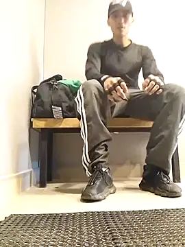 Snapshot of Liam_crox chatting on March 18, 1:09 pm Liam crox online show from March 18, 1:09 pm