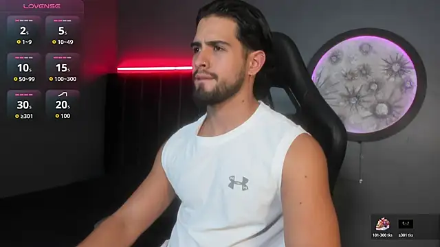 khriss brown online show from December 15, 10:03 pm