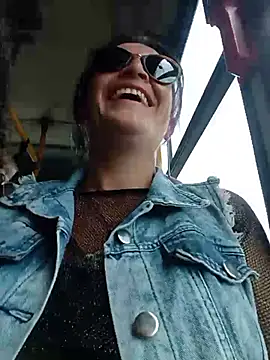 sophie banger online show from September 26, 6:01 pm