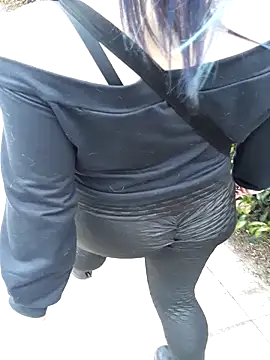 sophie banger online show from October 4, 5:11 pm