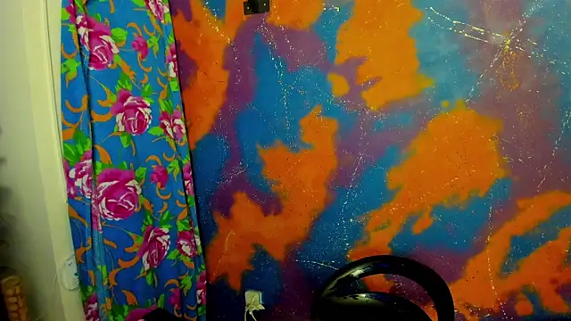 leondevereda online show from December 5, 2:09 am