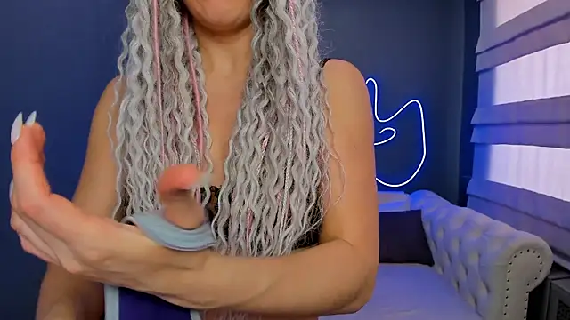 rock n roxy online show from February 1, 7:57 am