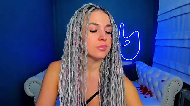 rock n roxy online show from December 5, 1:25 am