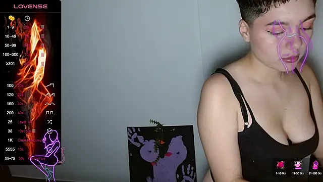 TRIXIE TANG28 online show from February 14, 2:39 am