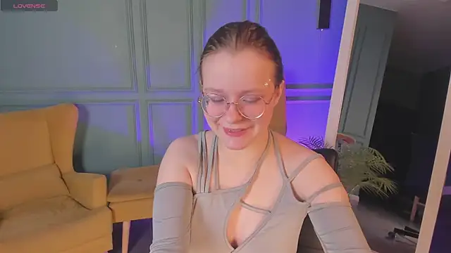 CassieCool online show from February 12, 9:33 pm