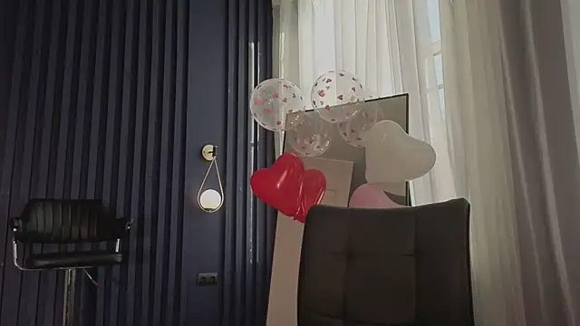 Snapshot of CassieCool chatting on February 15, 12:36 pm CassieCool online show from February 15, 12:36 pm