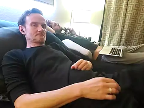 big8dall online show from November 10, 5:39 am