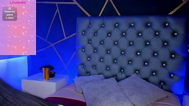 Snapshot of ZoeHarris chatting on February 3, 7:30 pm ZoeHarris online show from February 3, 7:30 pm