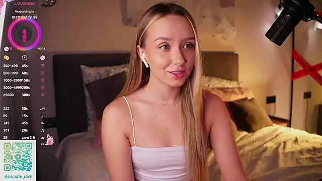 HollisBeckett online show from November 15, 3:04 am