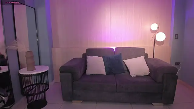 ChloePreston  online show from April 7, 10:48 am