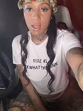 CrownedNyaries online show from February 28, 12:09 pm