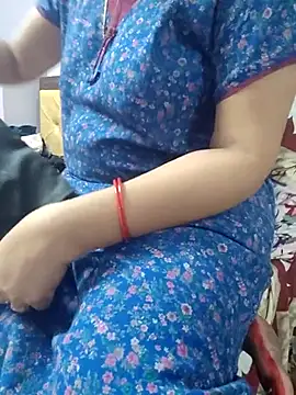 Snapshot of samitasharma chatting on February 5, 2:11 pm samitasharma online show from February 5, 2:11 pm