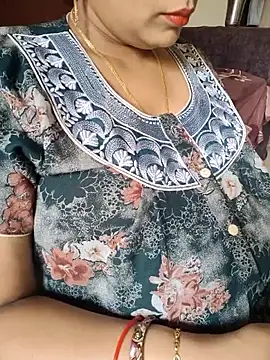 Snapshot of samitasharma chatting on February 20, 5:48 am samitasharma online show from February 20, 5:48 am