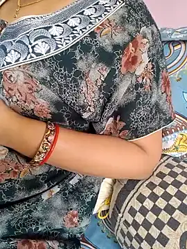 Snapshot of samitasharma chatting on February 23, 7:39 am samitasharma online show from February 23, 7:39 am