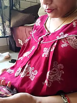 Snapshot of samitasharma chatting on February 28, 4:46 am samitasharma online show from February 28, 4:46 am