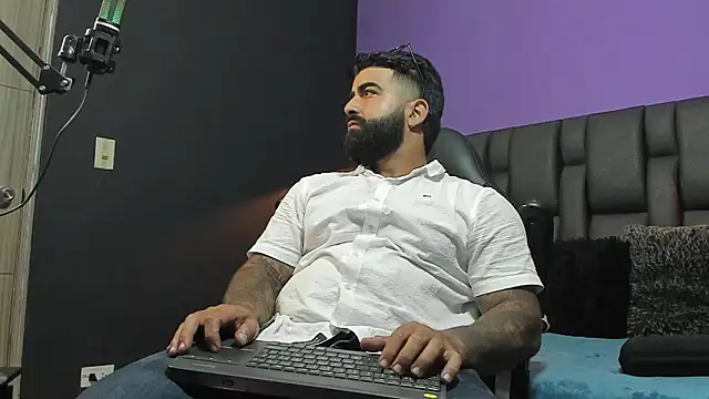 Lyon vach online show from March 9, 11:42 pm