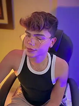 PRINCE STEV online show from February 7, 5:27 pm