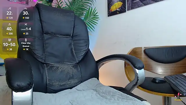 nolan twink1 online show from January 25, 8:53 pm