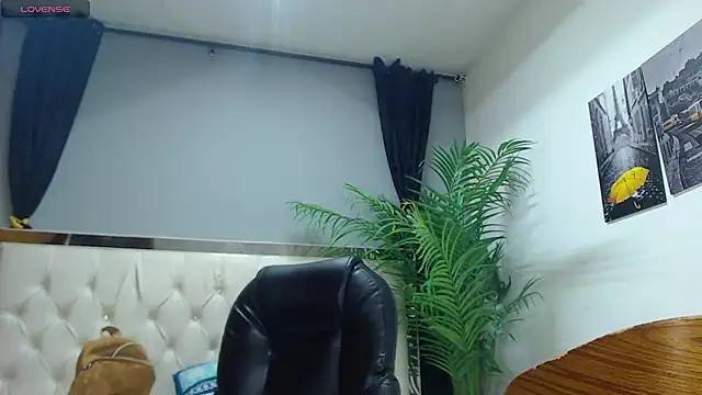 nolan twink1 online show from September 30, 5:51 pm