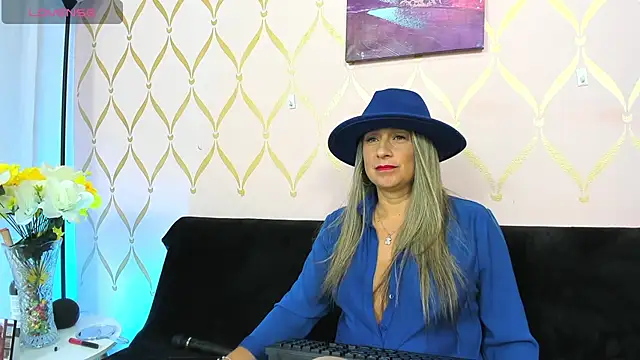 Snapshot of ladylians chatting on January 22, 5:38 pm ladylians online show from January 22, 5:38 pm