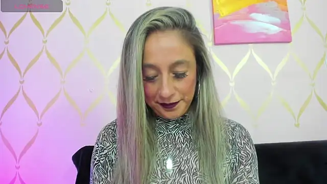 Snapshot of ladylians chatting on February 19, 1:18 am ladylians online show from February 19, 1:18 am