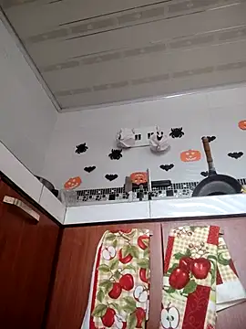 LaurenWelly  online show from October 30, 9:48 pm