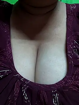 Snapshot of Rinki_Guptaa chatting on February 19, 12:11 pm Rinki Guptaa online show from February 19, 12:11 pm