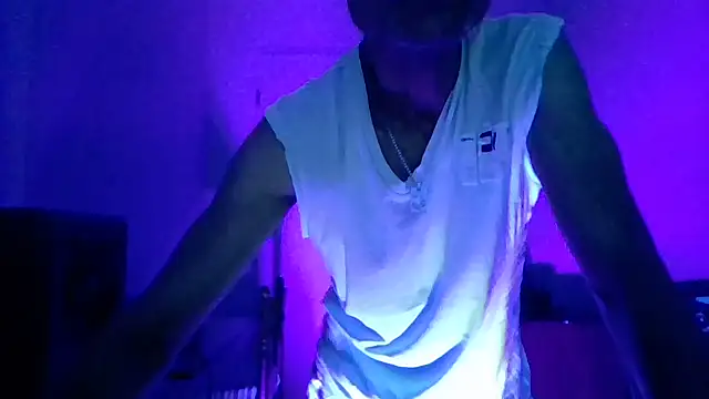 brunoguunot online show from September 27, 7:52 pm