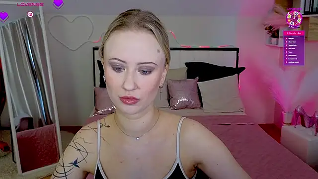 SashaBrooks online show from March 23, 2:10 pm