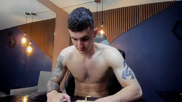 JacksonOlsenn online show from March 7, 3:07 pm