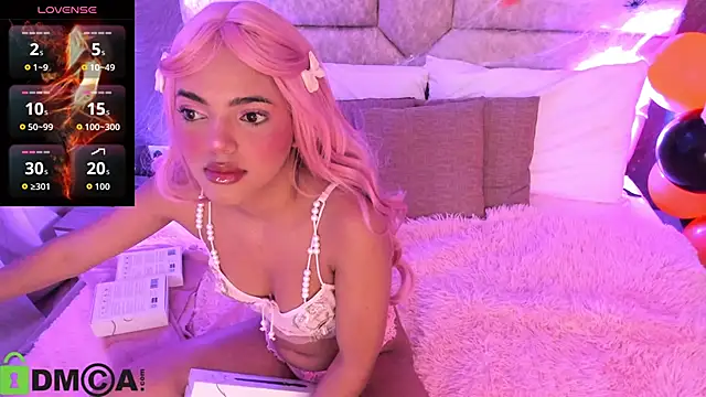 Cristal  adams online show from October 31, 12:28 pm