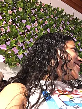 NINA 18 YEARS online show from December 21, 5:51 pm