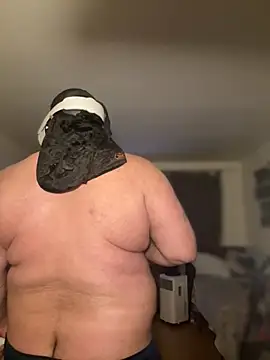 Snapshot of fatboyjayohh126 chatting on November 26, 4:13 am fatboyjayohh126 online show from November 26, 4:13 am