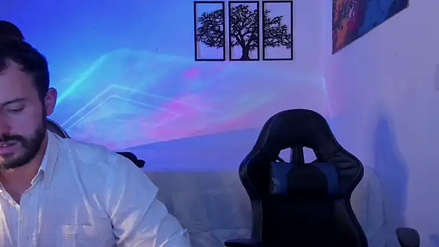 Snapshot of AlexJaz11 chatting on June 26, 10:52 am AlexJaz11 online show from June 26, 10:52 am