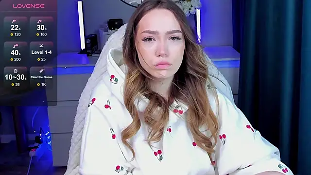 Snapshot of Evia_r0se chatting on November 12, 10:04 am Evia r0se online show from November 12, 10:04 am