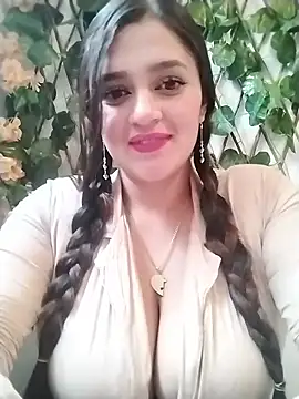 hanna-a online show from December 5, 8:11 pm