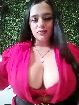 hanna-a online show from December 13, 2:05 pm