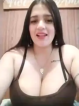 hanna-a online show from January 30, 8:10 pm