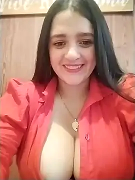 hanna-a online show from February 3, 8:24 pm