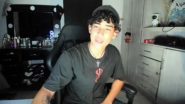 jake willianss online show from May 9, 1:44 am