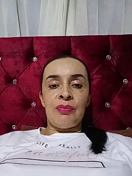 Samantha Sullivan  online show from January 17, 3:00 am